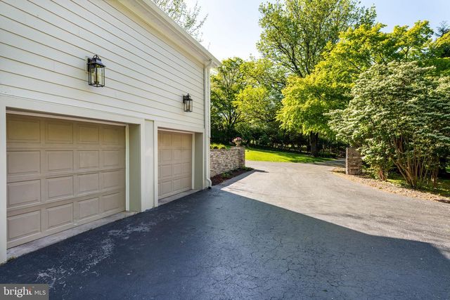471 BISHOP HOLLOW RD, Newtown Square, PA 19073