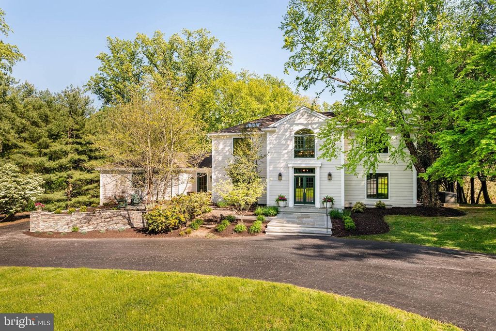 471 BISHOP HOLLOW RD, Newtown Square, PA 19073