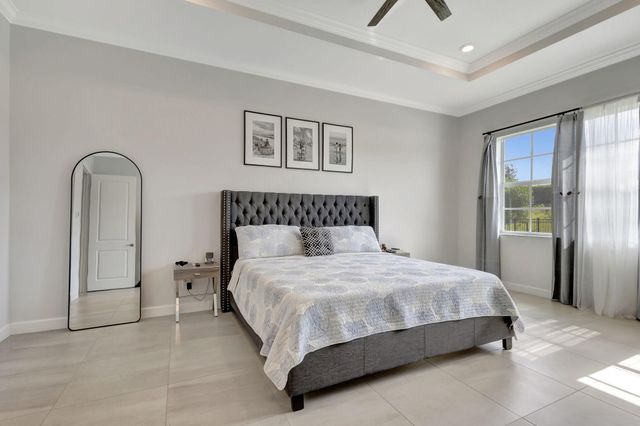 870 Hookline Circle, The Acreage, FL 33470