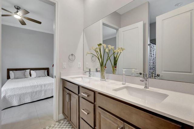 870 Hookline Circle, The Acreage, FL 33470