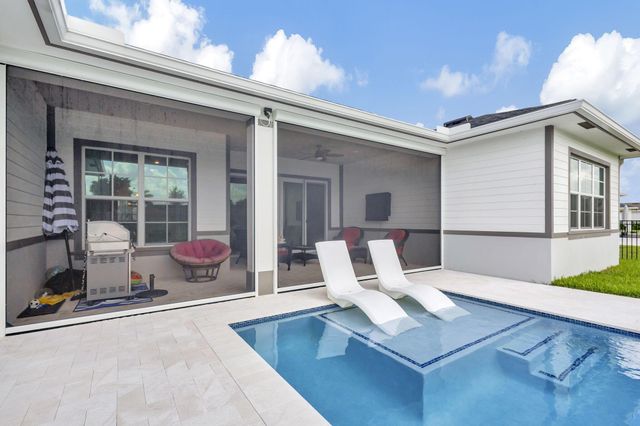 870 Hookline Circle, The Acreage, FL 33470