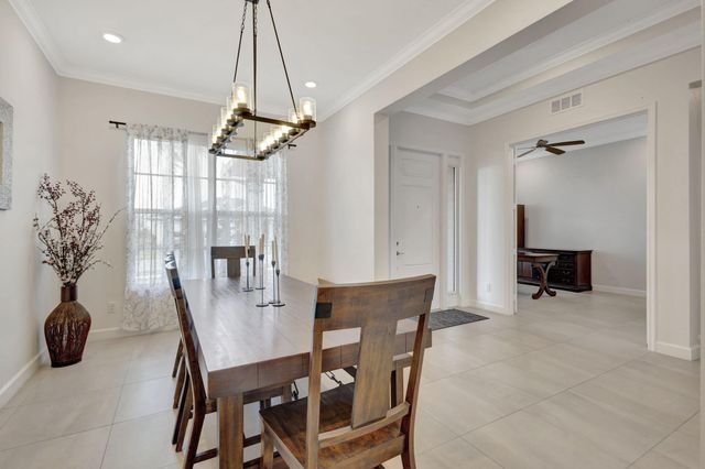 870 Hookline Circle, The Acreage, FL 33470