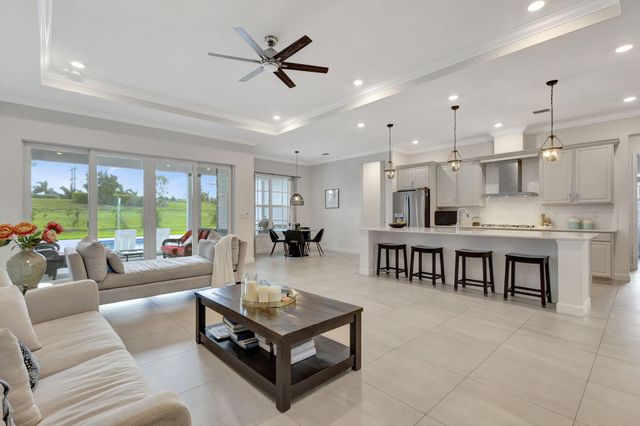 870 Hookline Circle, The Acreage, FL 33470