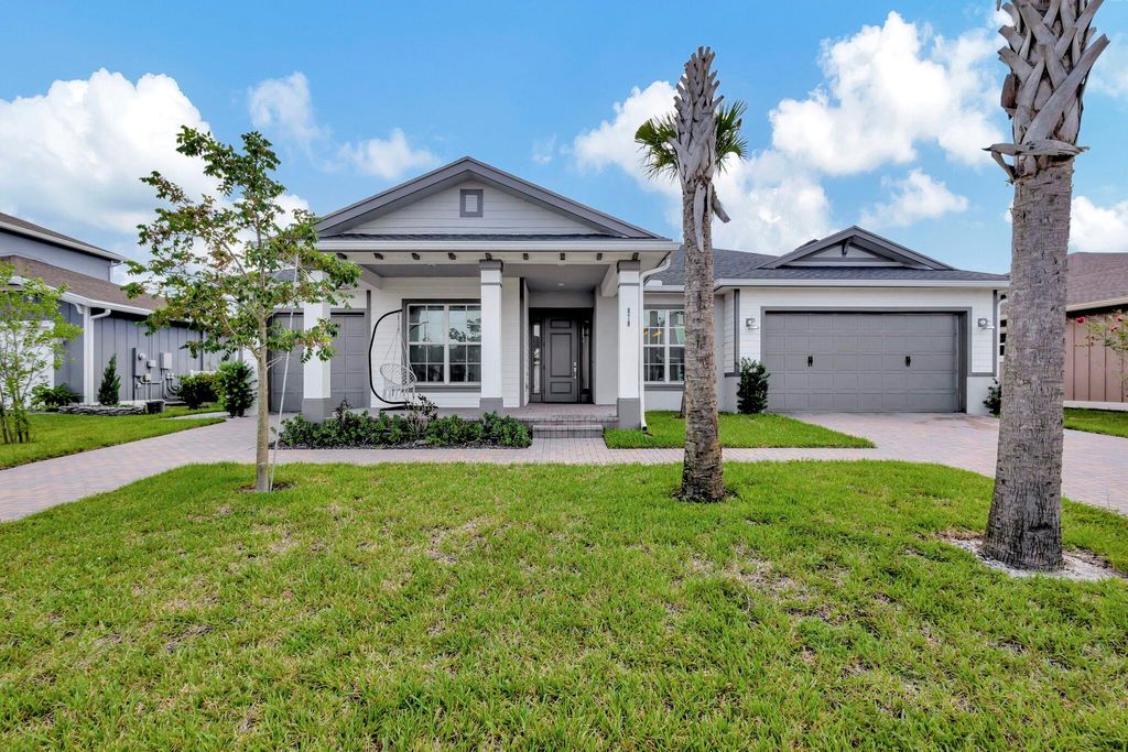 870 Hookline Circle, The Acreage, FL 33470
