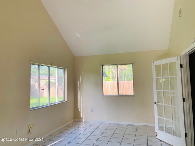 1337 Helvenston Street NW, Palm Bay, FL 32907