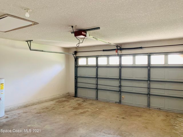 1337 Helvenston Street NW, Palm Bay, FL 32907