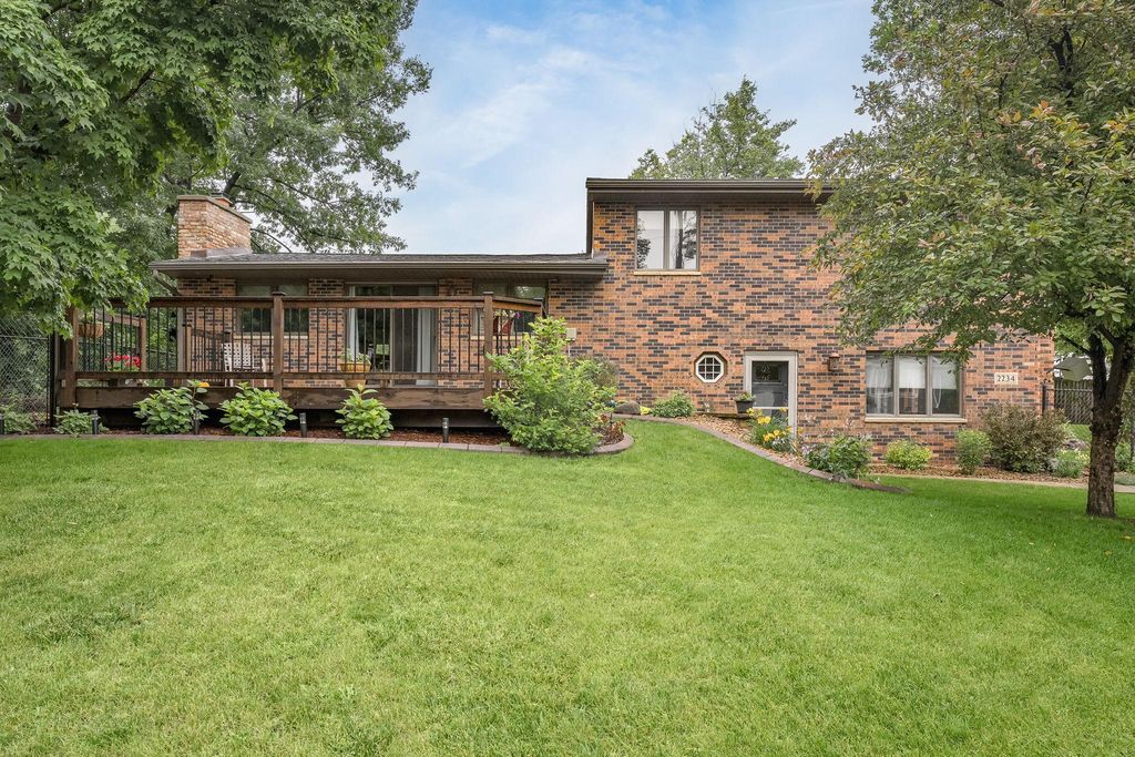 2234 Bluebird Lane, Buffalo, MN 55313