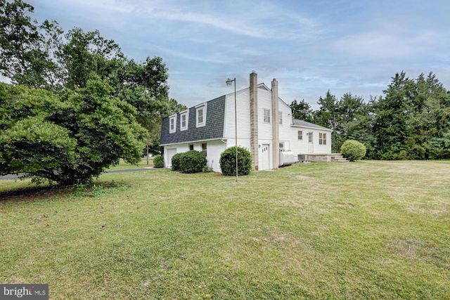 911 BLACKBIRD LANDING RD, Townsend, DE 19734