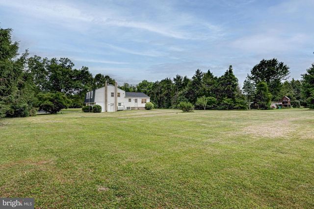 911 BLACKBIRD LANDING RD, Townsend, DE 19734
