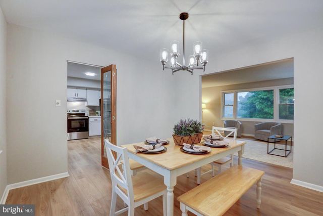 911 BLACKBIRD LANDING RD, Townsend, DE 19734