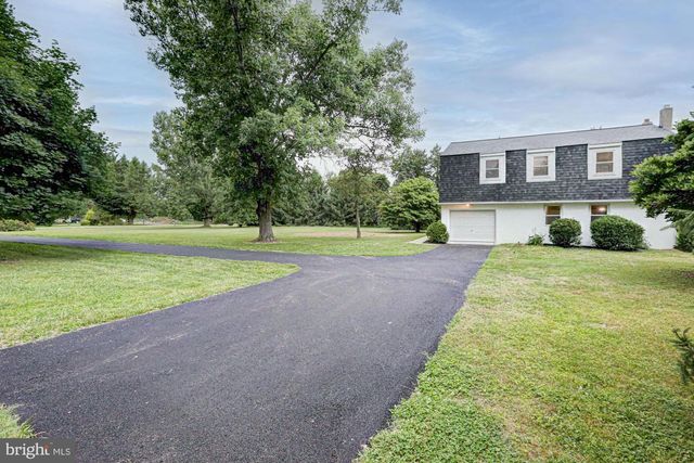911 BLACKBIRD LANDING RD, Townsend, DE 19734