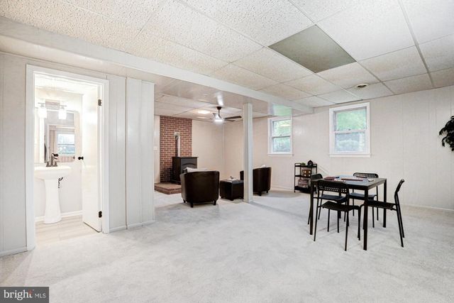 911 BLACKBIRD LANDING RD, Townsend, DE 19734