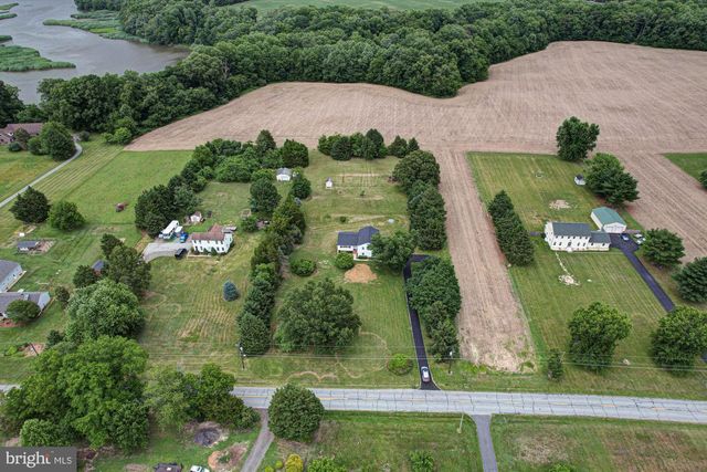 911 BLACKBIRD LANDING RD, Townsend, DE 19734