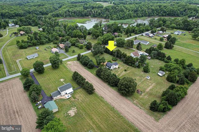 911 BLACKBIRD LANDING RD, Townsend, DE 19734