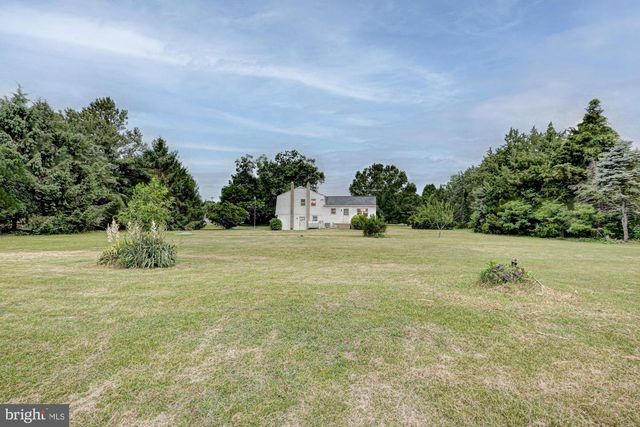 911 BLACKBIRD LANDING RD, Townsend, DE 19734