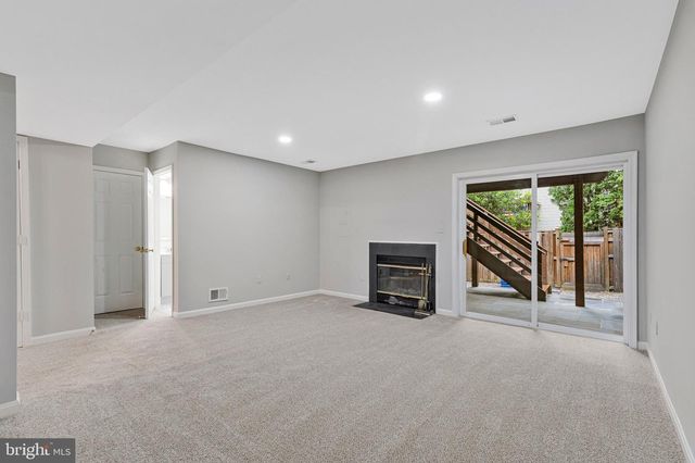 2906 FAIRFAX METRO LN, Vienna, VA 22181