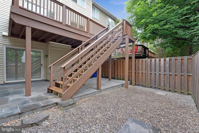 2906 FAIRFAX METRO LN, Vienna, VA 22181