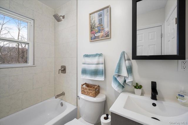 136 Bushey Avenue, Yonkers, NY 10710