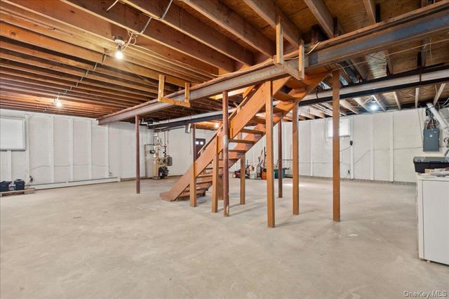 136 Bushey Avenue, Yonkers, NY 10710