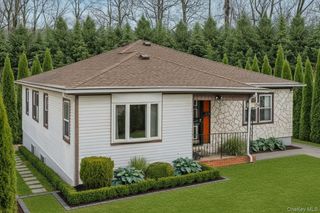 136 Bushey Avenue, Yonkers, NY 10710