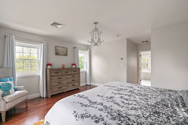 465 Washington Street 465, Winchester, MA 01890