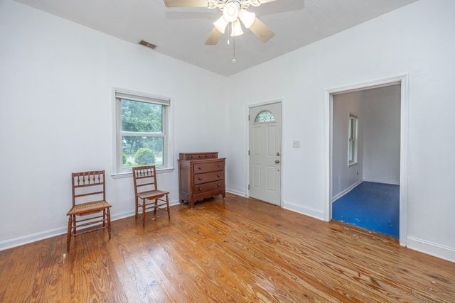 1371 Clintonville Road, Paris, KY 40361
