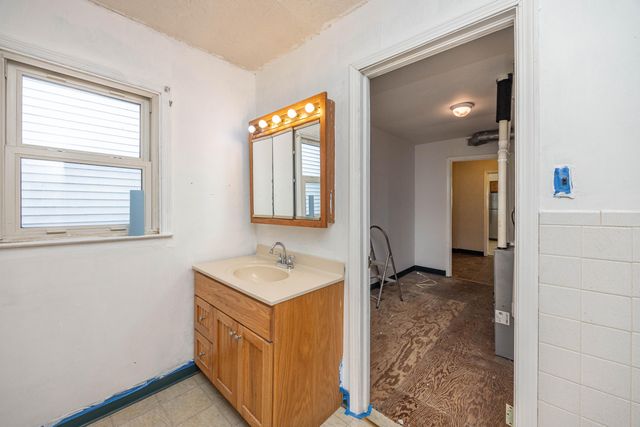 1371 Clintonville Road, Paris, KY 40361