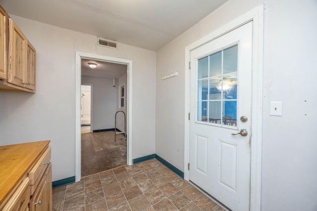 1371 Clintonville Road, Paris, KY 40361