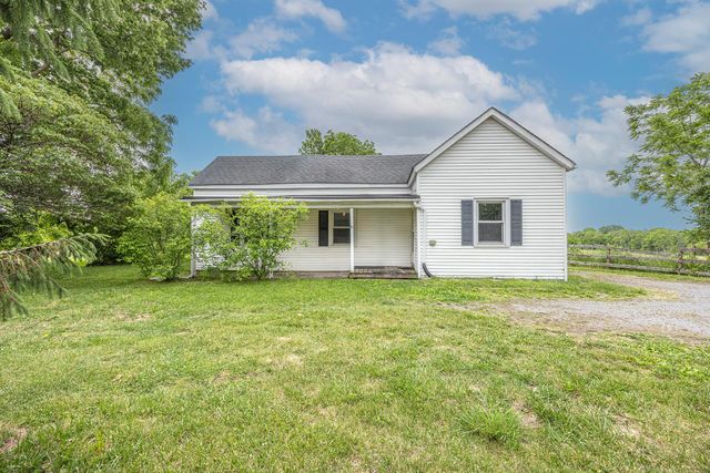 1371 Clintonville Road, Paris, KY 40361