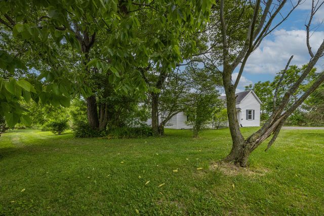 1371 Clintonville Road, Paris, KY 40361
