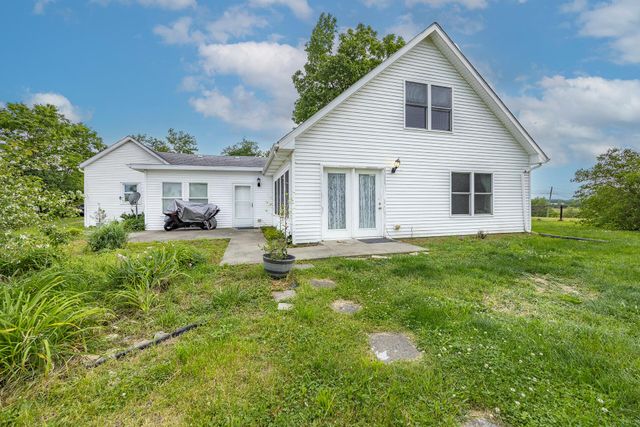 1371 Clintonville Road, Paris, KY 40361