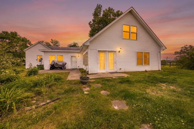 1371 Clintonville Road, Paris, KY 40361