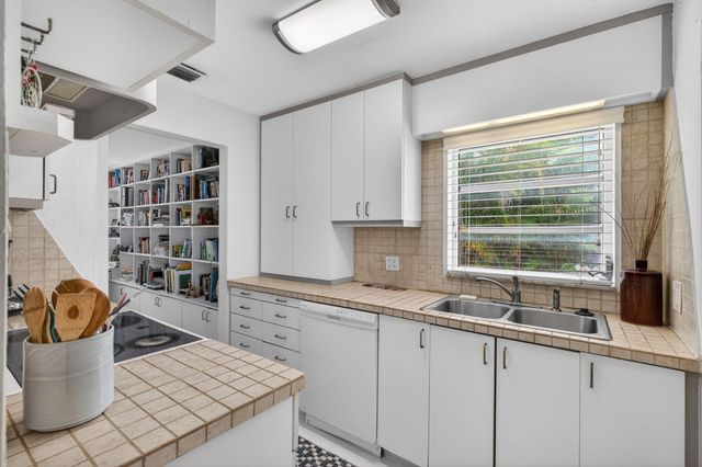 1720 SW 14th Street, Fort Lauderdale, FL 33312