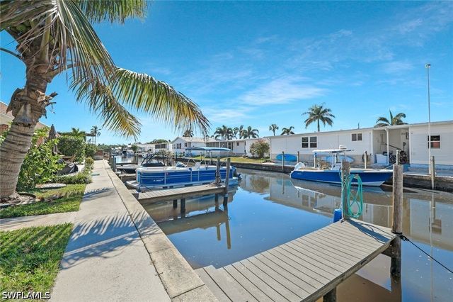 2710 Arbutus ST B1, Naples, FL 34112