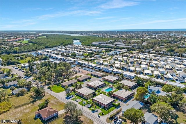 2710 Arbutus ST B1, Naples, FL 34112