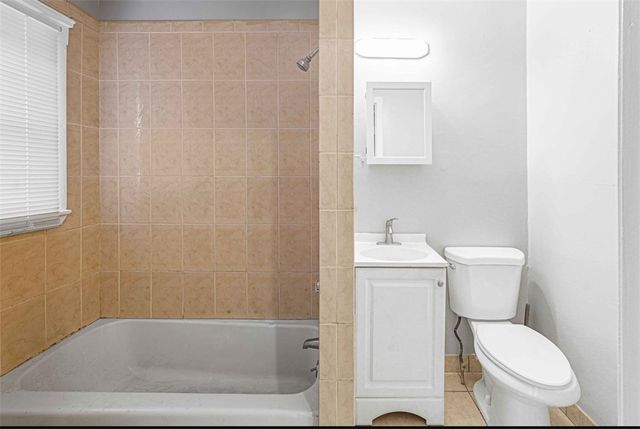 126 Sumner Avenue 12, Central Falls, RI 02863