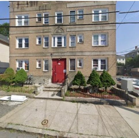 126 Sumner Avenue 12, Central Falls, RI 02863