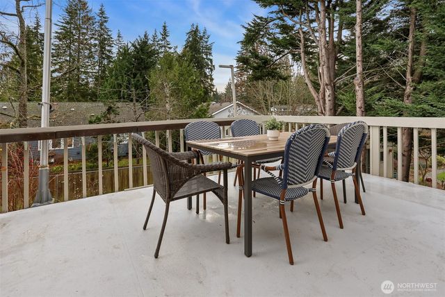 5518 168th Place SW, Lynnwood, WA 98037