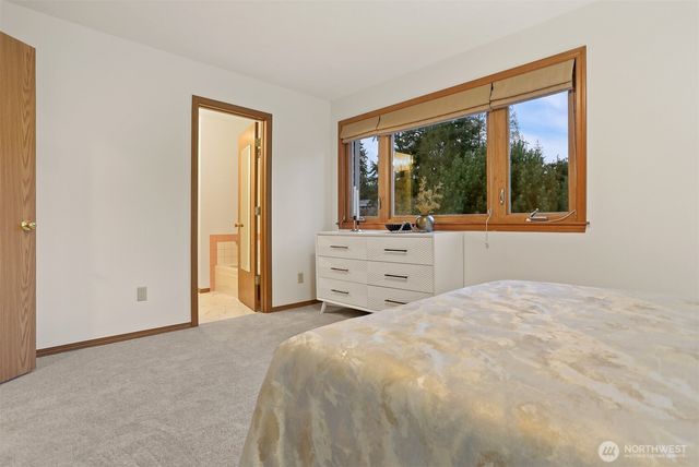 5518 168th Place SW, Lynnwood, WA 98037