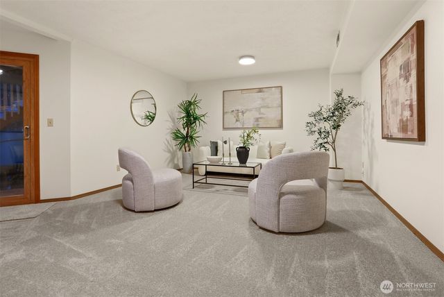 5518 168th Place SW, Lynnwood, WA 98037