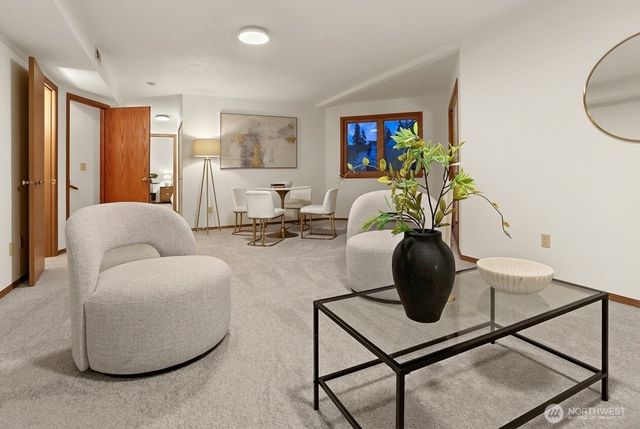 5518 168th Place SW, Lynnwood, WA 98037