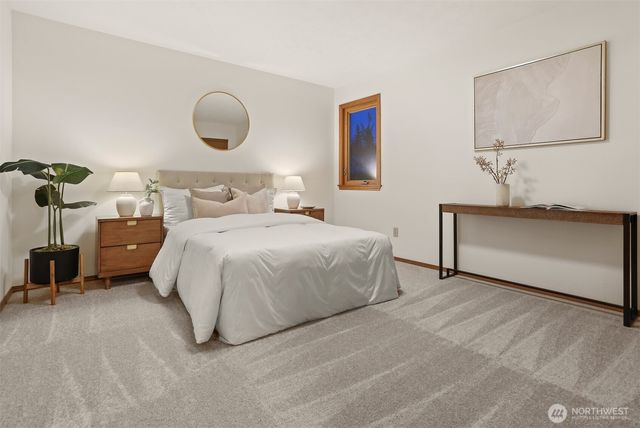 5518 168th Place SW, Lynnwood, WA 98037