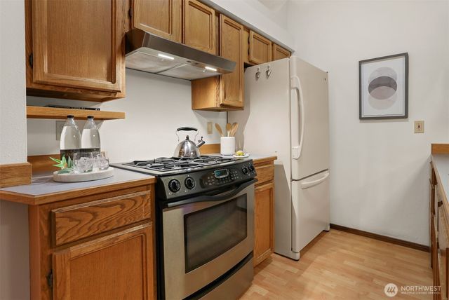 5518 168th Place SW, Lynnwood, WA 98037