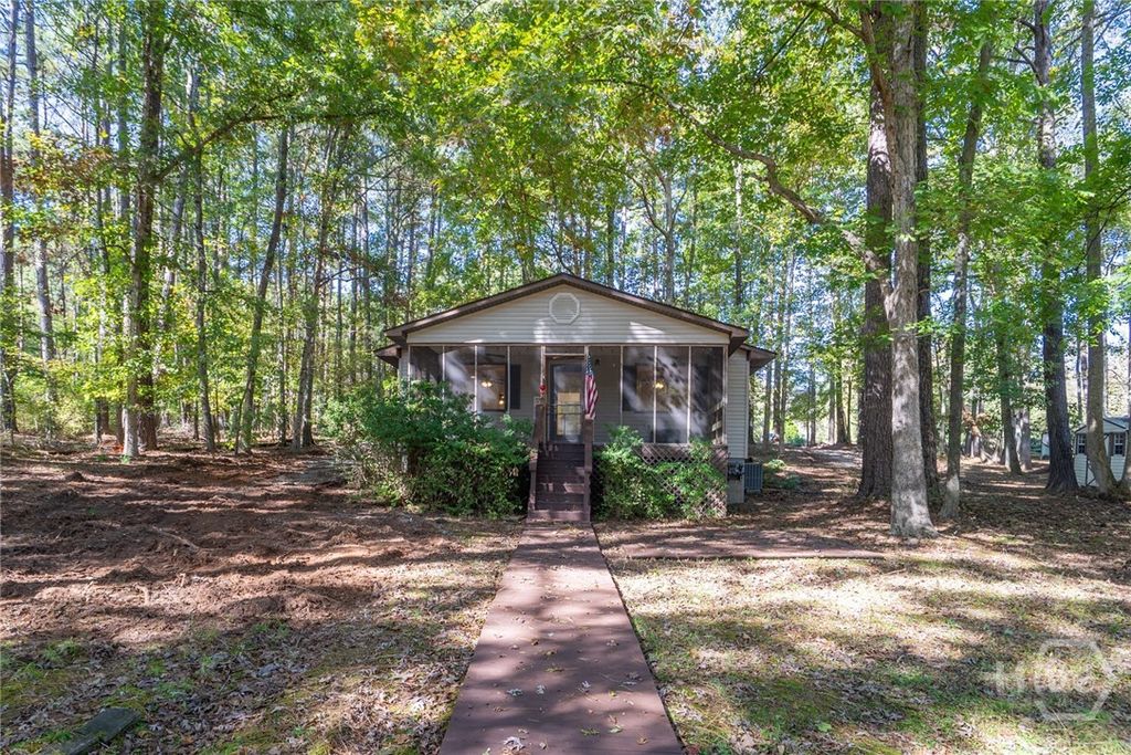 248 W River Bend Drive, Eatonton, GA 31024