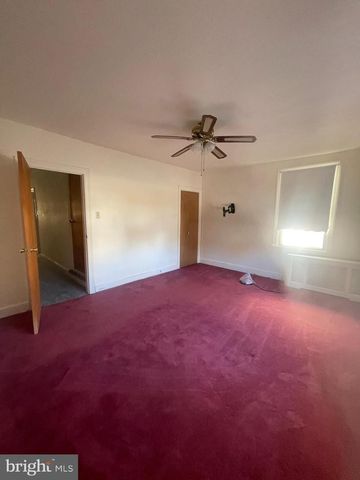 242 BURMONT RD, Drexel Hill, PA 19026