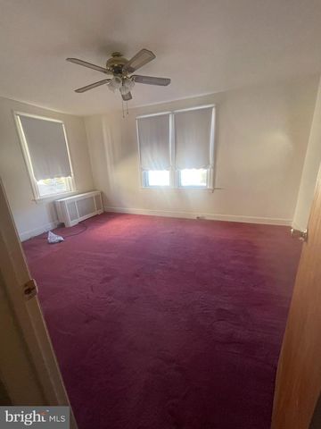 242 BURMONT RD, Drexel Hill, PA 19026