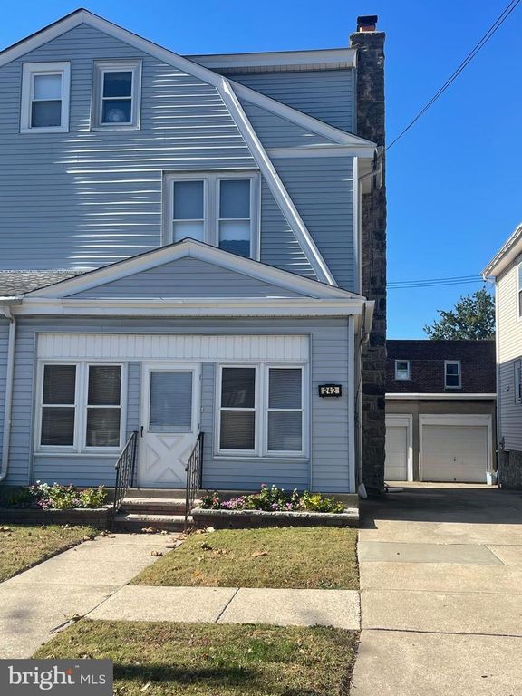 242 BURMONT RD, Drexel Hill, PA 19026