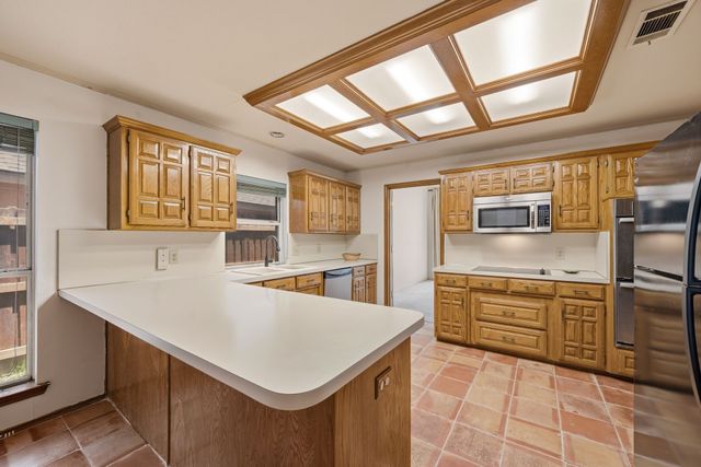 711 Sundance Trail, Irving, TX 75063