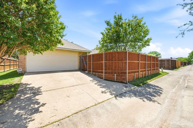 711 Sundance Trail, Irving, TX 75063