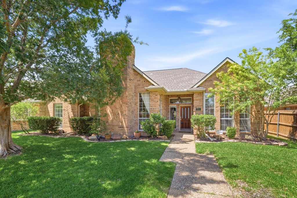 711 Sundance Trail, Irving, TX 75063